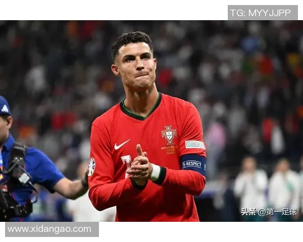 足球17号球星的传奇之路与背后的奋斗故事揭秘