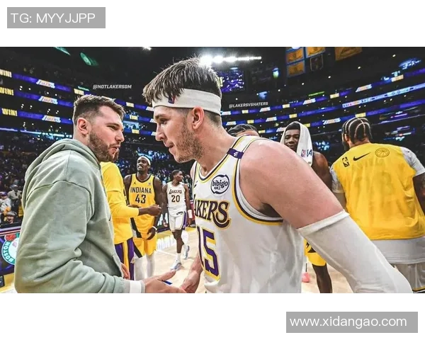 里夫斯拒绝湖人顶薪续约计划明夏将寻求更高价值合同